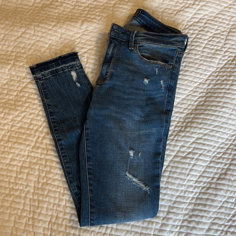 Abercrombie Harper Low Rise Ankle Jeans
